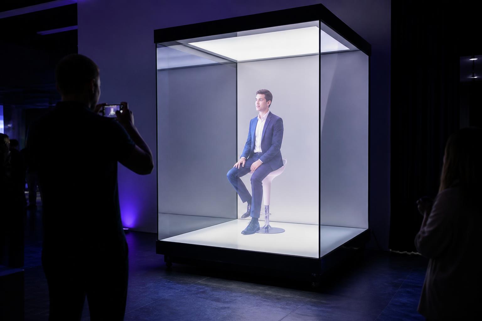HoloBox holographic pod